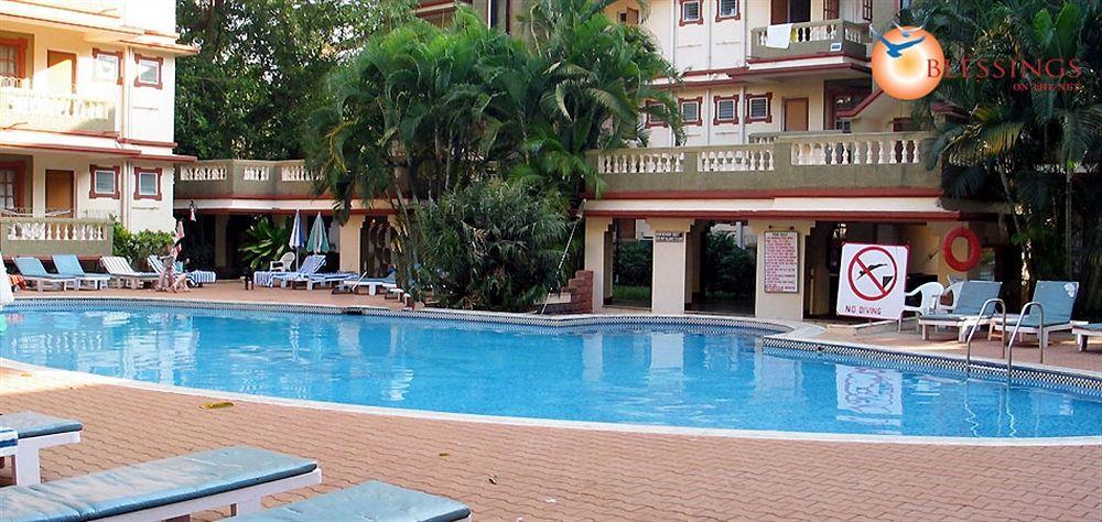 Highland Village Beach Resort Candolim Exterior photo