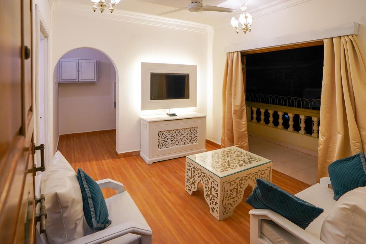 Highland Village Beach Resort Candolim Exterior photo