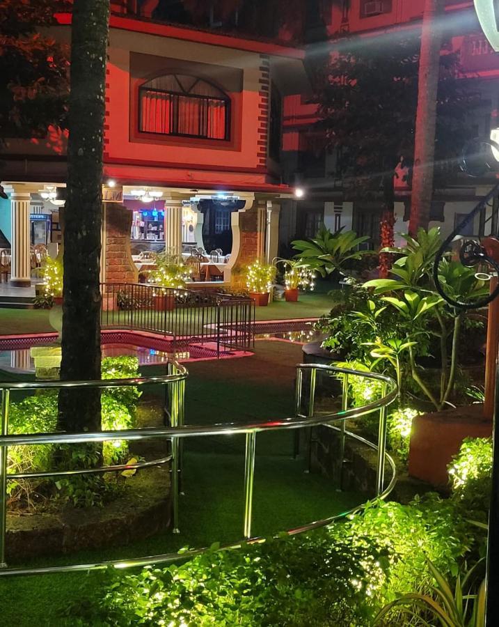 Highland Village Beach Resort Candolim Exterior photo