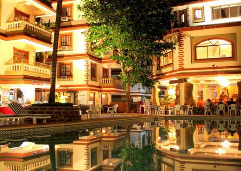 Highland Village Beach Resort Candolim Exterior photo