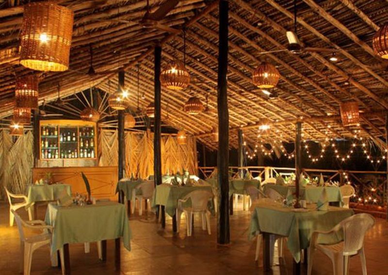 Highland Village Beach Resort Candolim Exterior photo